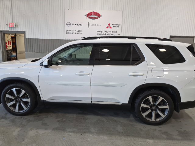 Used 2023 Honda Pilot Elite image 6