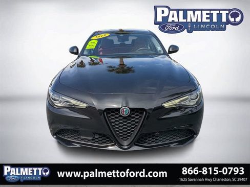 Used 2019 Alfa Romeo Giulia Ti w/ Quick Order Package 22X Lusso AWD/4WD image 8