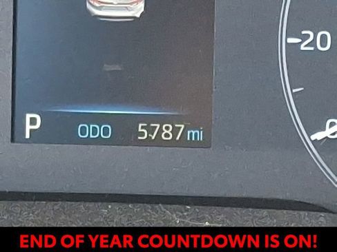 Used 2024 Toyota Corolla LE image 21