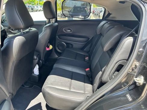 Used 2017 Honda HR-V EX-L image 6