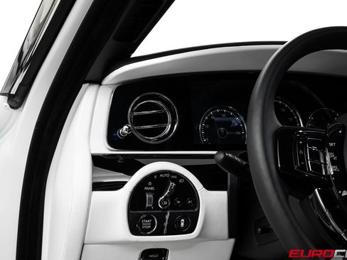 Used 2021 Rolls-Royce Ghost AWD/4WD image 27