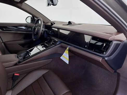 New 2026 Porsche Panamera 4 image 22