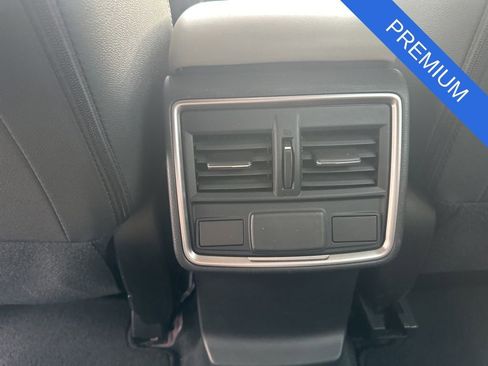 Used 2023 Subaru Forester Premium AWD/4WD image 26