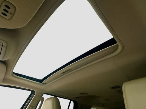 Used 2017 Ford Expedition Limited w/ Equipment Group 301A image 24