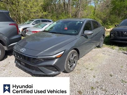 Used 2025 Hyundai Elantra SEL
