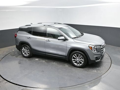Used 2024 GMC Terrain SLT FWD image 25
