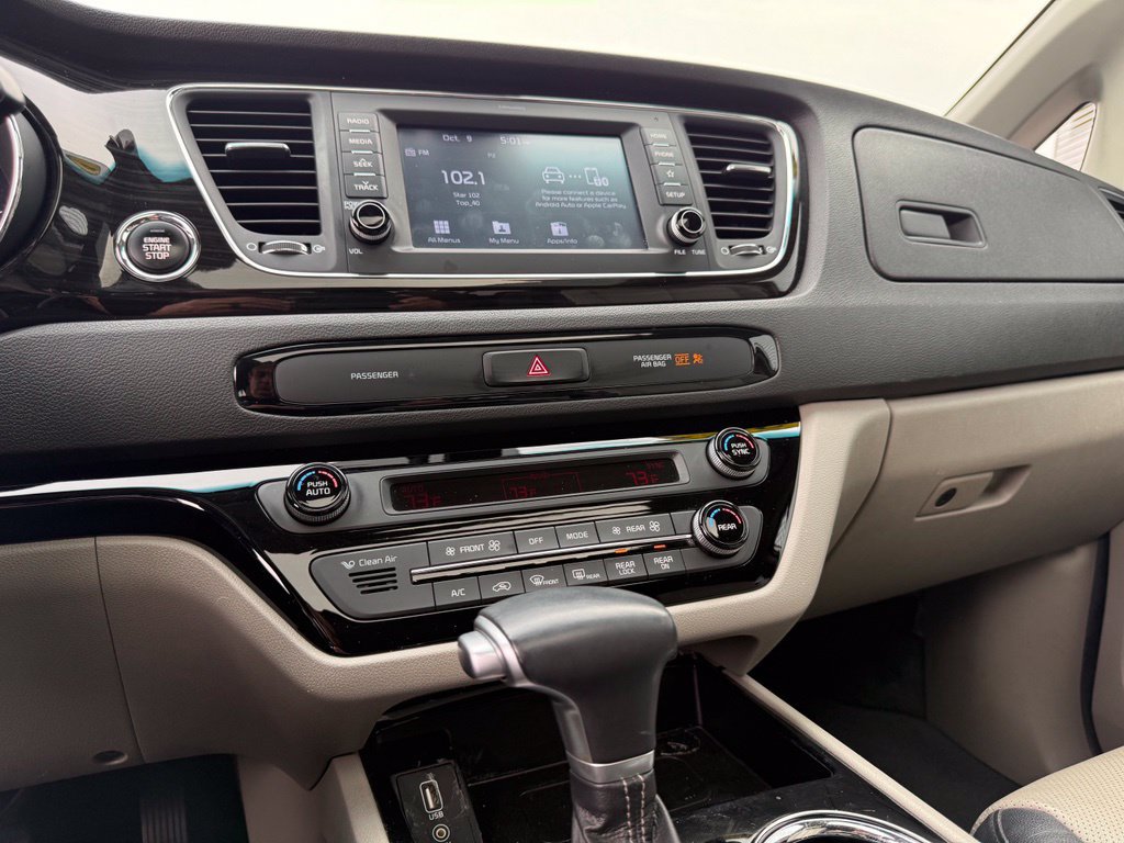 Used 2019 Kia Sedona EX w/ EX Premium Package FWD image 26