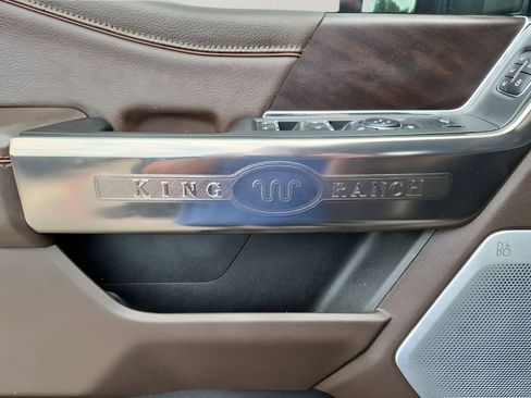 Used 2023 Ford F350 King Ranch w/ Chrome Package image 29