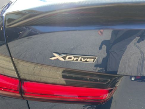 Used 2020 BMW 330i xDrive Sedan w/ Convenience Package AWD/4WD image 37