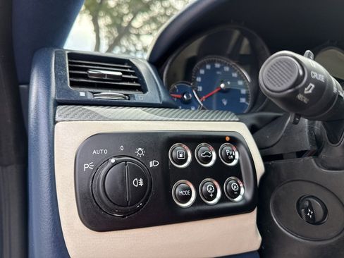 Used 2013 Maserati GranTurismo Sport image 27