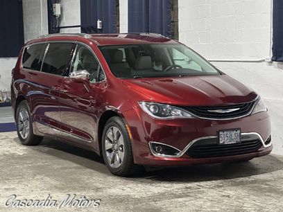Used 2018 Chrysler Pacifica Limited