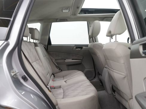 Used 2010 Subaru Forester 2.5X Premium image 12