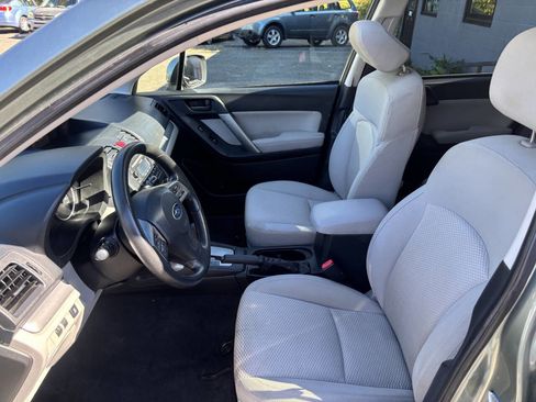 Used 2014 Subaru Forester 2.5i Premium w/ All-Weather Package image 14