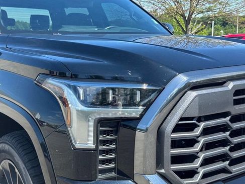 Used 2024 Toyota Tundra Platinum w/ TRD Off-Road Package AWD/4WD image 11