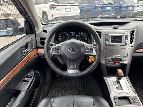 Used 2014 Subaru Outback 2.5i Limited w/ Moonroof Package image 11