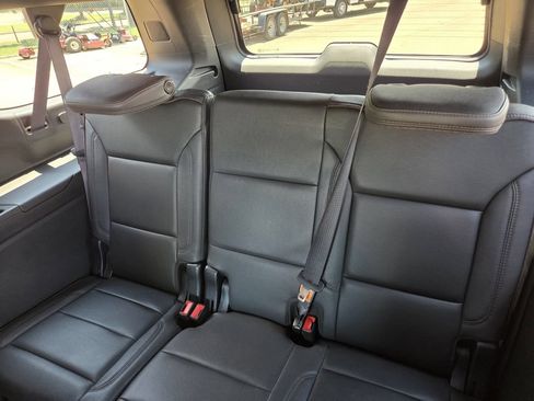 Used 2023 Chevrolet Suburban High Country w/ Max Trailering Package AWD/4WD image 21