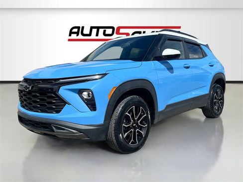 Used 2024 Chevrolet TrailBlazer ACTIV w/ Convenience Package image 3