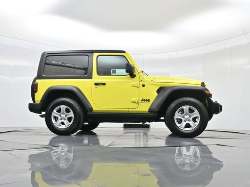 Used 2023 Jeep Wrangler Sport S image 47