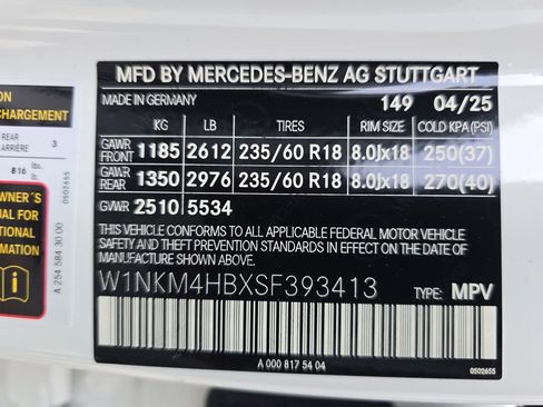 Certified 2025 Mercedes-Benz GLC 300 4MATIC image 39