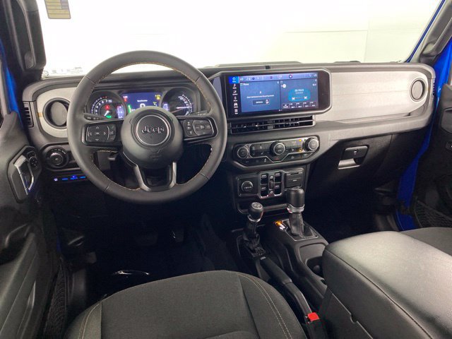 Used 2024 Jeep Wrangler Unlimited w/ Convenience Group AWD/4WD image 20
