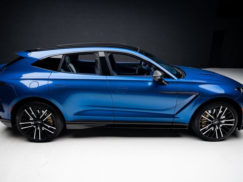 Used 2023 Aston Martin DBX 707 image 40