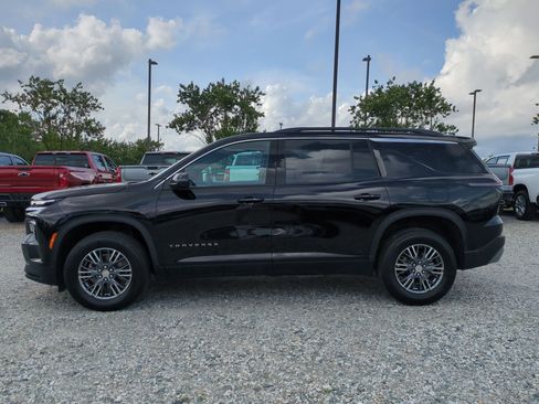 Used 2026 Chevrolet Traverse LT AWD/4WD image 7