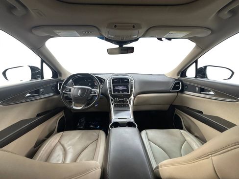 Used 2019 Lincoln Nautilus Reserve w/ Driver Assistance Package image 17