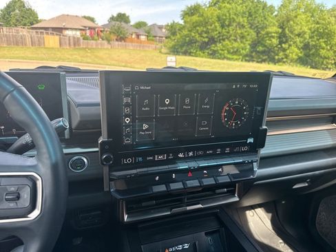 Used 2024 GMC Hummer EV 2X AWD/4WD image 21