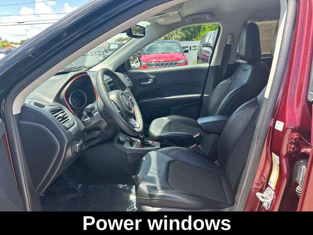 Certified 2021 Jeep Compass Trailhawk AWD/4WD image 10