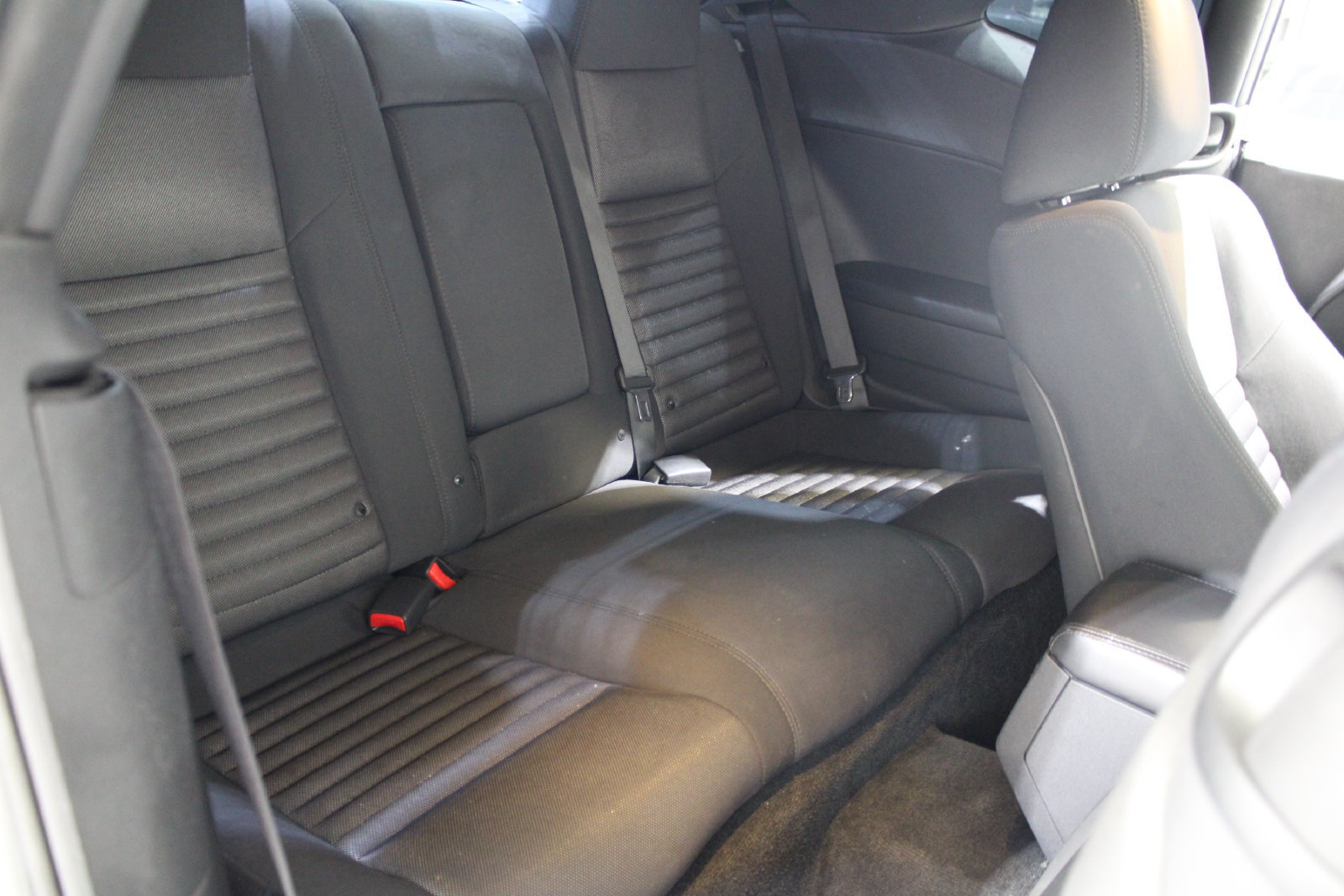 Used 2011 Dodge Challenger R/T RWD image 14
