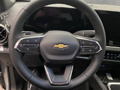 New 2026 Chevrolet Equinox LT image 15