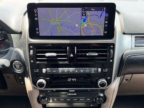 Used 2022 Lexus GX 460 Premium w/ Premium Package AWD/4WD image 31