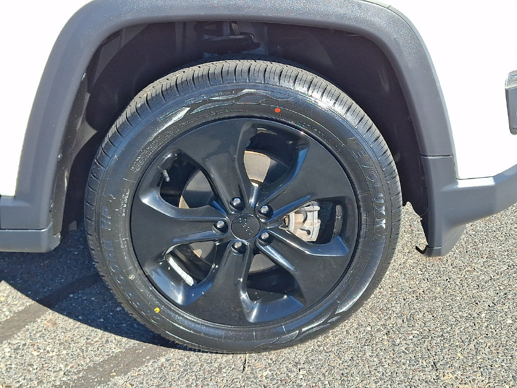 Used 2020 Jeep Compass Latitude AWD/4WD image 11