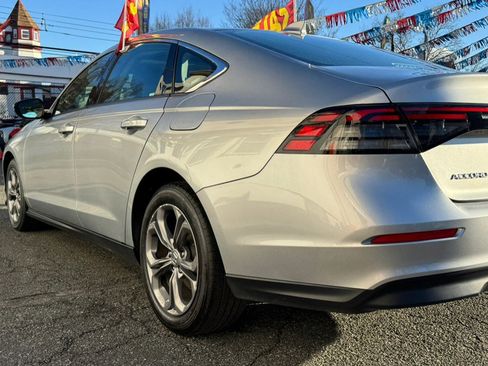 Used 2024 Honda Accord EX image 30