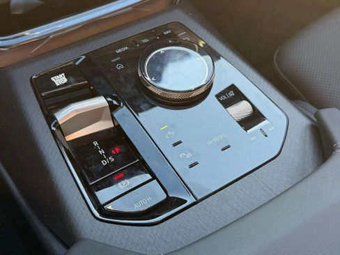 Used 2025 BMW X3 xDrive30i image 36