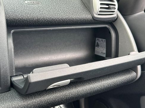 Used 2009 smart fortwo passion image 32