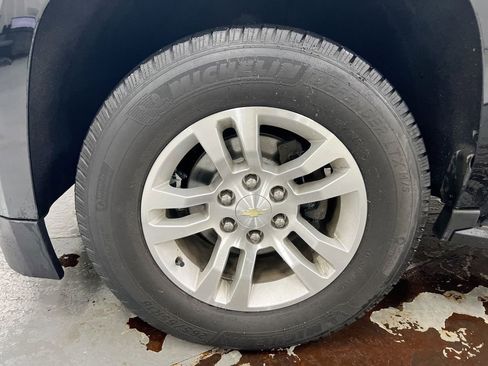 Used 2017 Chevrolet Tahoe LT image 28