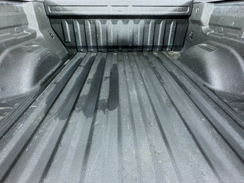 Used 2022 Chevrolet Colorado W/T image 32