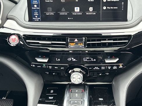 New 2026 Acura MDX SH-AWD image 21