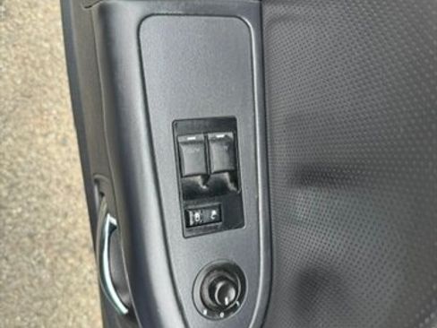 Used 2014 Dodge Challenger SXT Plus RWD image 9