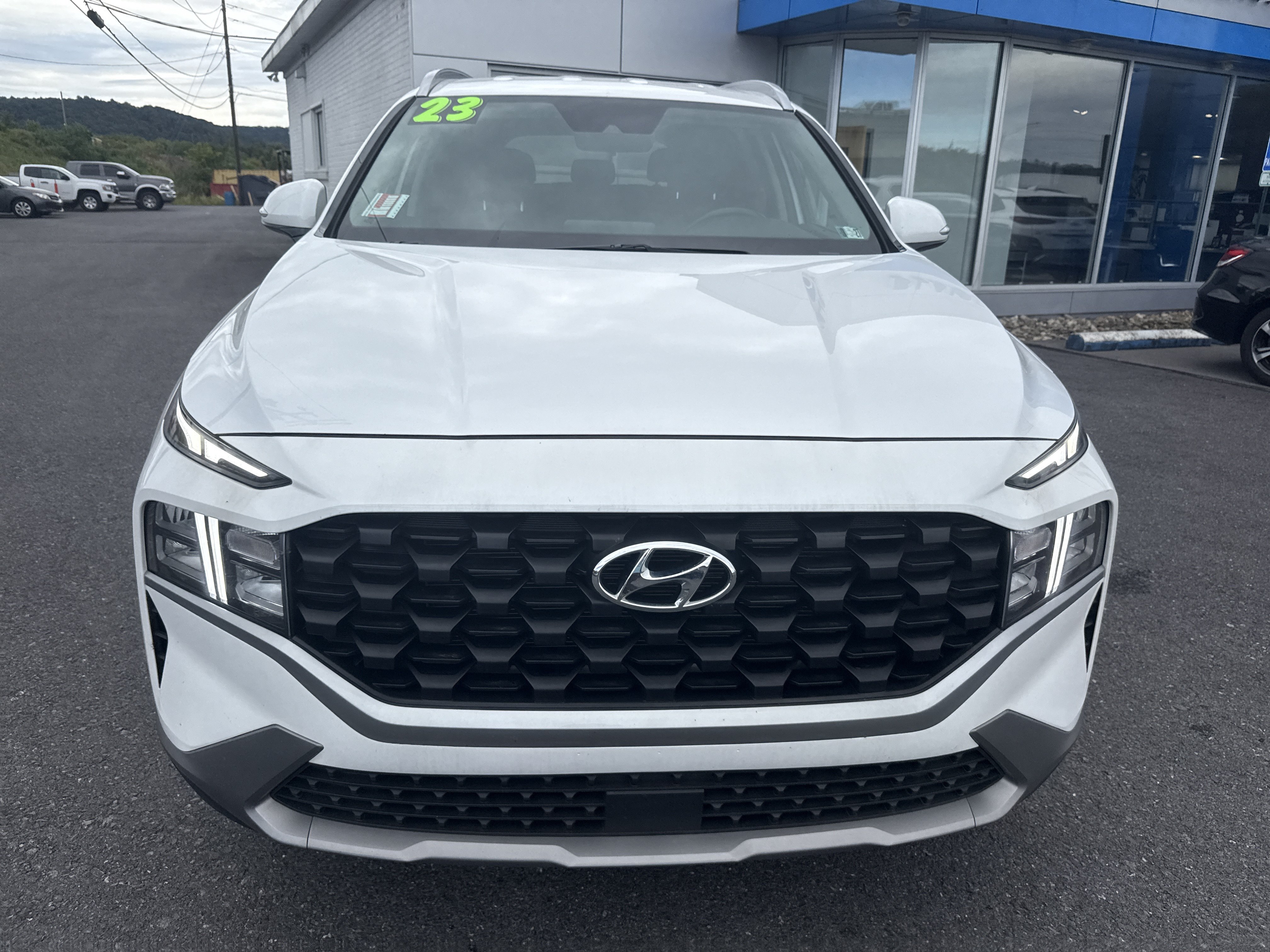 Used 2023 Hyundai Santa Fe SEL AWD/4WD image 8