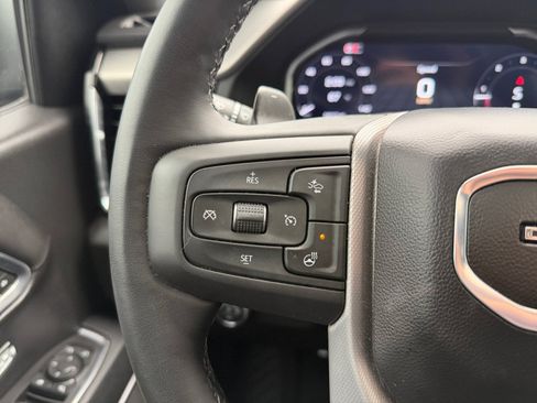 Used 2025 GMC Sierra 1500 Denali w/ Denali Reserve Package AWD/4WD image 17