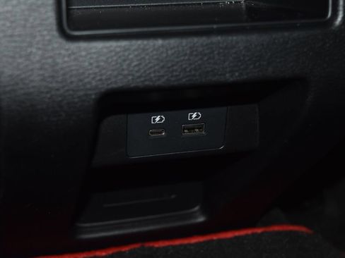 Used 2024 Mitsubishi Outlander Ralliart image 23