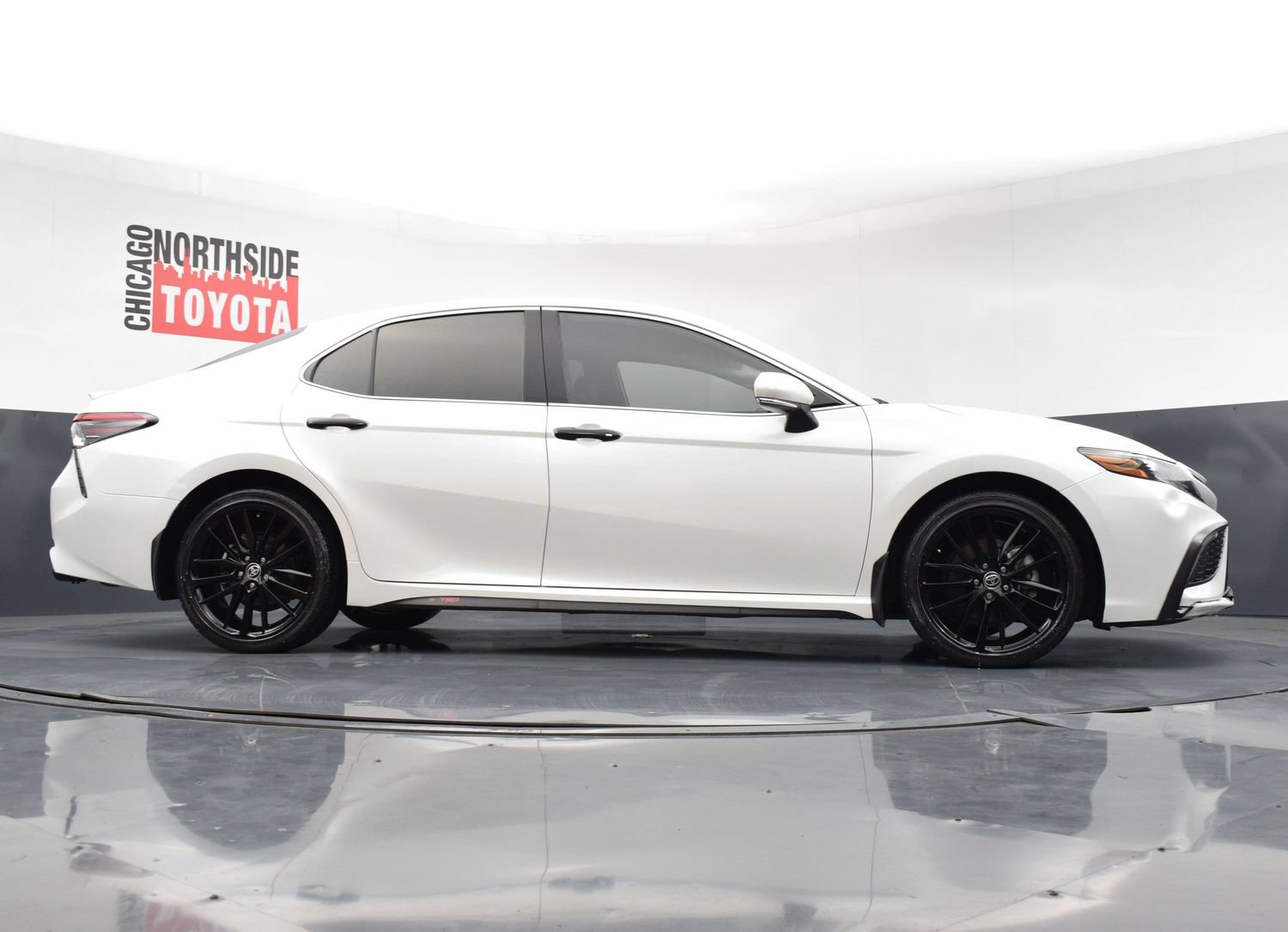 Used 2023 Toyota Camry XSE FWD image 30