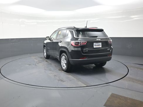 Used 2022 Jeep Compass Latitude w/ Convenience Group image 5