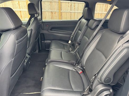 Used 2023 Honda Odyssey Touring image 20