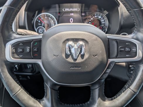 Used 2020 RAM 1500 Big Horn AWD/4WD image 25