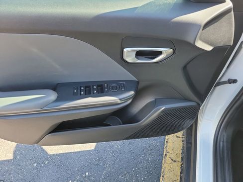 Used 2025 Kia K4 LXS FWD image 20