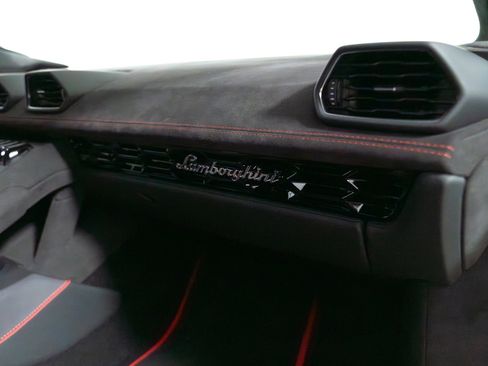 Used 2023 Lamborghini Huracan Tecnica image 41