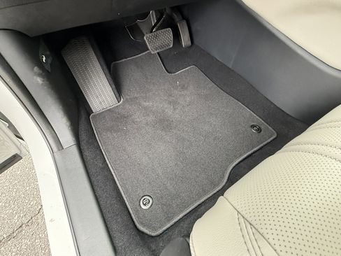 New 2026 Honda HR-V EX-L image 16